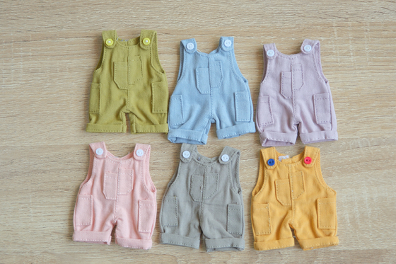 Pantalons de poupée OEM/Odm Costumes Jupe Poupée Accès Prix Détachable Personnalisation Vêtements de poupée
