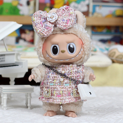 2025 Nouveau design Labubu poupée faite à la main Tissu décoratif Sweater Jouet Tissu Coloré Costume Set Labubu Cartoon Dress