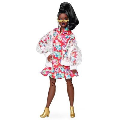 Couleur rose à la mode 11,5 pouces robe de collection rose poupée pour poupées
